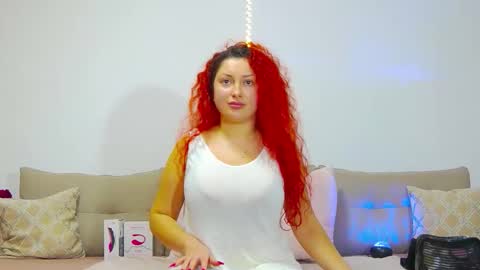 Snapshot of devilishpuss chatting on October 2025 01:31:01 AM AlexaMills online show from October 2025 01:31:01 AM