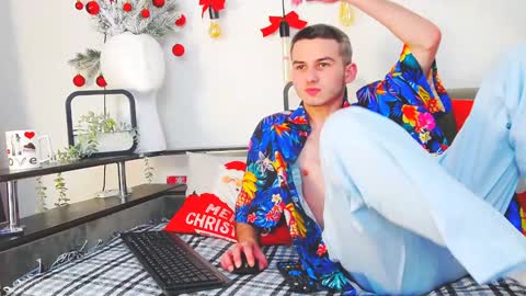 devin_ho online show from December 2024 12:36:01 AM