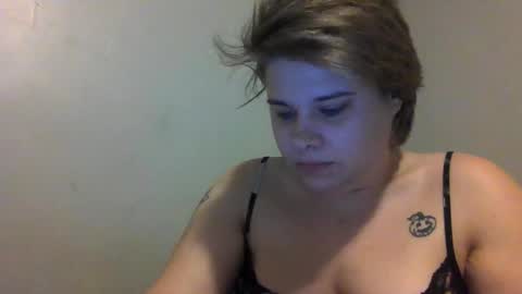 Snapshot of devykitten2018 chatting on November 2025 11:22:01 AM devykitten online show from November 2025 11:22:01 AM