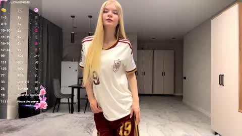 dewdropdoll online show from July 2026 08:04:02 PM