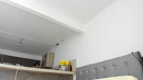 Snapshot of dewolk chatting on October 2025 09:55:01 AM thumb up me please its important online show from October 2025 09:55:01 AM