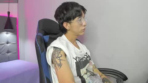 Andy online show from March 2026 02:18:01 PM