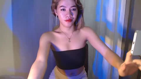 dexie121698 online show from March 2025 05:13:01 AM