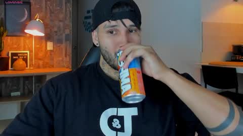 JULIAN online show from April 2026 11:18:02 PM