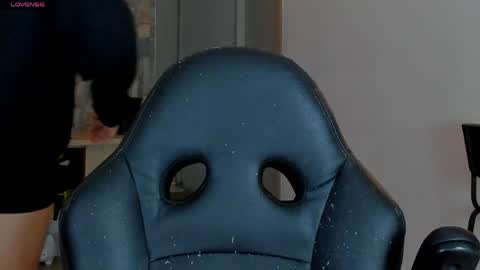 JULIAN online show from April 2026 12:17:01 AM