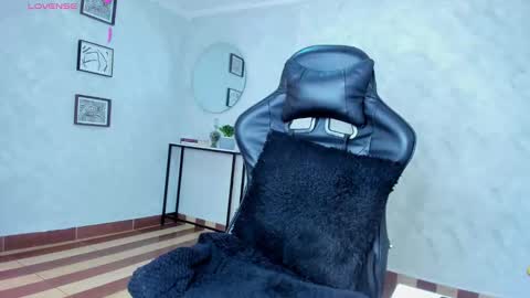 Madisson online show from February 2026 08:18:01 PM