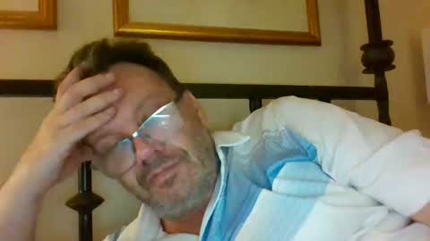 Snapshot of dfwgonewrong chatting on April 2026 06:07:02 AM dfwgonewrong online show from April 2026 06:07:02 AM