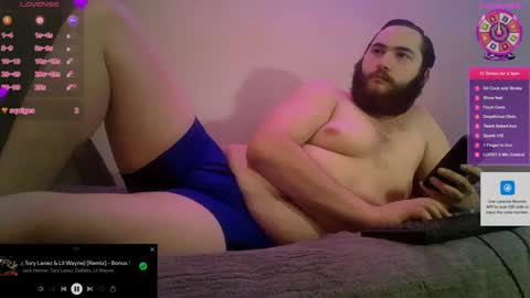 Dustin Independent Model online show from December 2024 08:30:01 AM