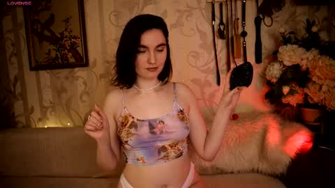 Snapshot of dia__diana chatting on February 2025 08:28:01 AM Diana Di Honey online show from February 2025 08:28:01 AM