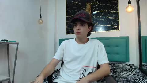   online show from October 2025 09:42:02 PM