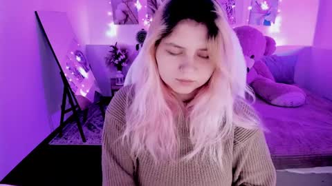 Dia online show from April 2026 07:51:02 PM