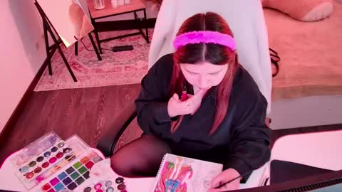Snapshot of diaangell chatting on April 2026 01:42:02 AM Dia online show from April 2026 01:42:02 AM