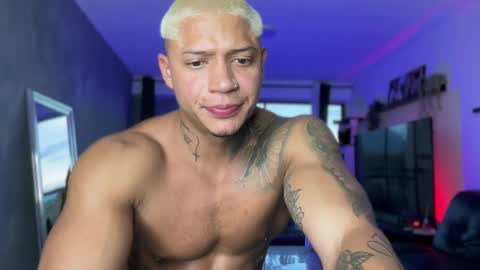 Diego online show from November 2025 10:32:01 PM