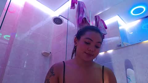 diamond_canela online show from December 2024 08:45:02 AM