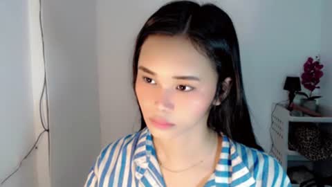 Snapshot of diamond_temptress chatting on June 2026 10:41:02 AM diamond_temptress online show from June 2026 10:41:02 AM