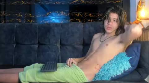 diamond_twink online show from September 2025 04:05:01 AM