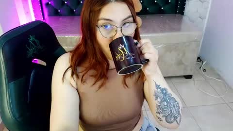 Snapshot of diamondfox_m chatting on April 2026 12:47:02 PM Your Diamond online show from April 2026 12:47:02 PM