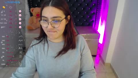 Snapshot of diamondfox_m chatting on April 2026 10:26:01 AM Your Diamond online show from April 2026 10:26:01 AM