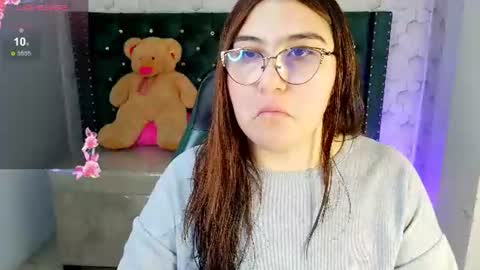 Snapshot of diamondfox_m chatting on June 2026 12:18:01 PM Your Diamond online show from June 2026 12:18:01 PM
