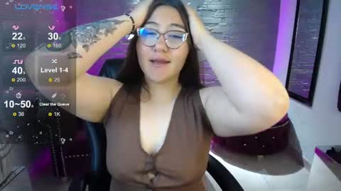 Snapshot of diamondfox_m chatting on June 2026 11:51:02 AM Your Diamond online show from June 2026 11:51:02 AM