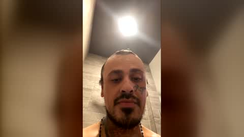 diamondnati22 online show from June 2026 01:15:01 PM