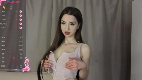 Snapshot of diana_lore chatting on April 2026 04:18:01 PM diana_lore online show from April 2026 04:18:01 PM
