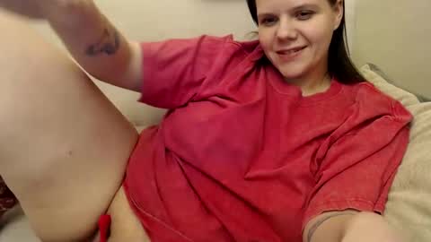 Snapshot of diana_loudd chatting on January 2025 02:14:01 AM diana_loudd online show from January 2025 02:14:01 AM