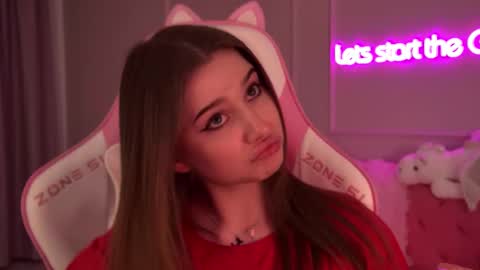 Diana online show from February 2025 09:17:02 PM