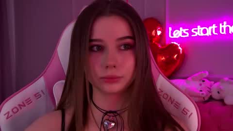 Diana online show from February 2025 06:27:02 PM