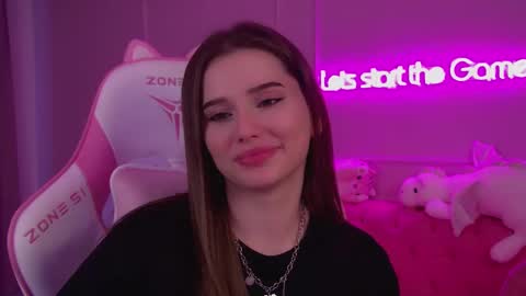 Diana online show from March 2025 05:18:02 AM