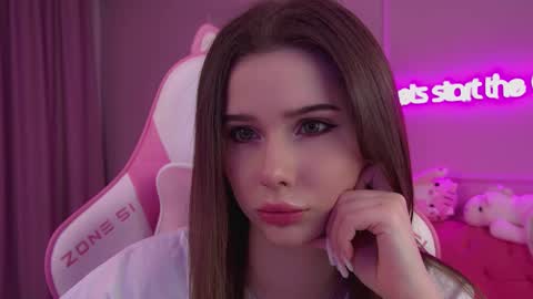 Diana online show from March 2025 06:19:02 PM