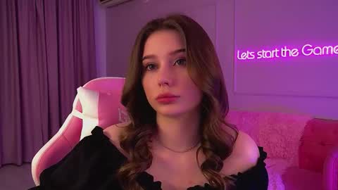 Diana online show from September 2025 06:24:02 PM