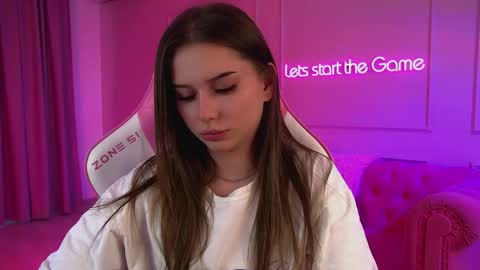 Diana online show from May 2026 06:40:02 AM