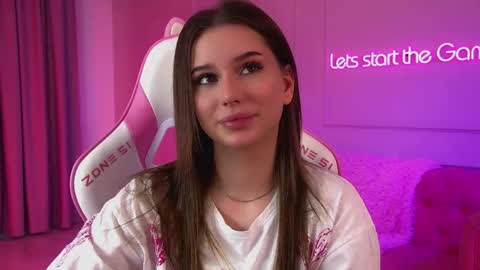 Diana online show from May 2026 06:30:01 AM