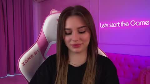 Diana online show from May 2026 06:32:03 AM