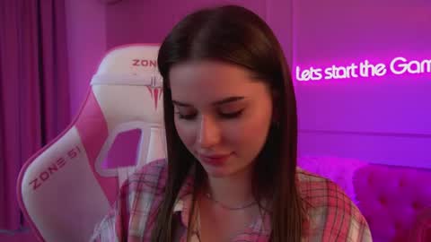 Diana online show from May 2026 02:07:01 AM