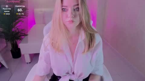 Snapshot of dianadanian chatting on January 2026 02:14:01 AM Diana online show from January 2026 02:14:01 AM