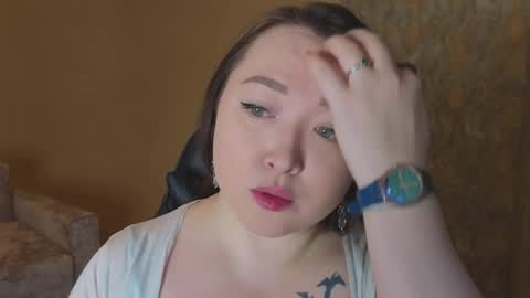 Diana online show from December 2025 01:33:02 AM