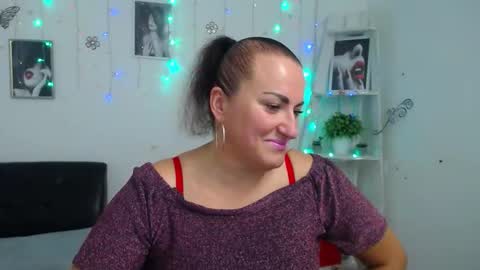 Diana online show from October 2025 05:27:02 AM