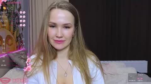 Diana online show from December 2025 02:00:02 PM