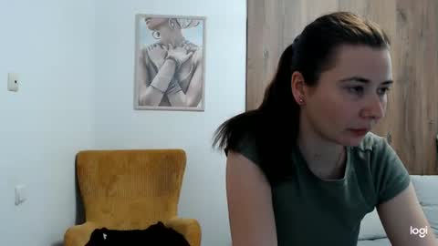 dianasmiey7 online show from April 2026 11:04:02 AM