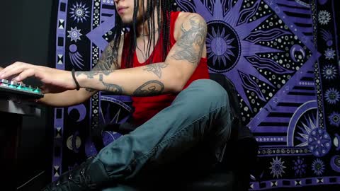 DICAPRIO online show from January 2025 09:47:02 PM