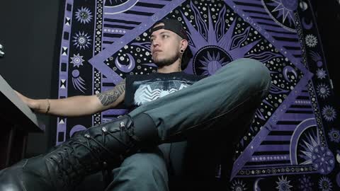 DICAPRIO online show from January 2025 12:46:02 AM