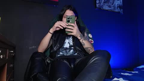 DICAPRIO online show from February 2026 06:26:01 AM