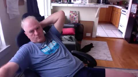 Snapshot of dickflasher5 chatting on February 2026 08:31:02 PM Richard Fleischer online show from February 2026 08:31:02 PM