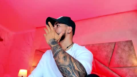 Snapshot of dickgriffith chatting on February 2026 12:59:01 AM Dick Griffith online show from February 2026 12:59:01 AM