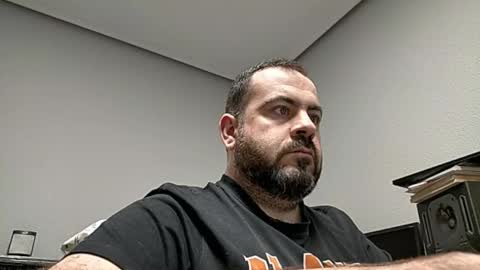 Snapshot of dicktracy_86 chatting on March 2025 06:32:01 PM DANI online show from March 2025 06:32:01 PM