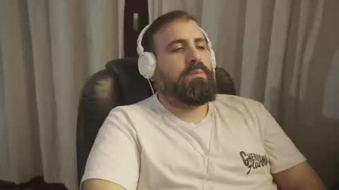 Snapshot of dicristalino chatting on May 2026 01:56:01 AM Cristian Dipolino online show from May 2026 01:56:01 AM