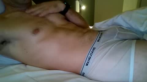 Snapshot of didouille84 chatting on October 2025 06:54:02 AM ZokZok online show from October 2025 06:54:02 AM