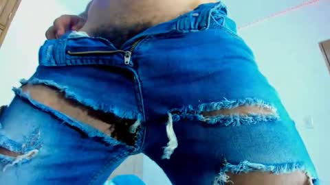 Diego online show from November 2025 11:00:01 AM